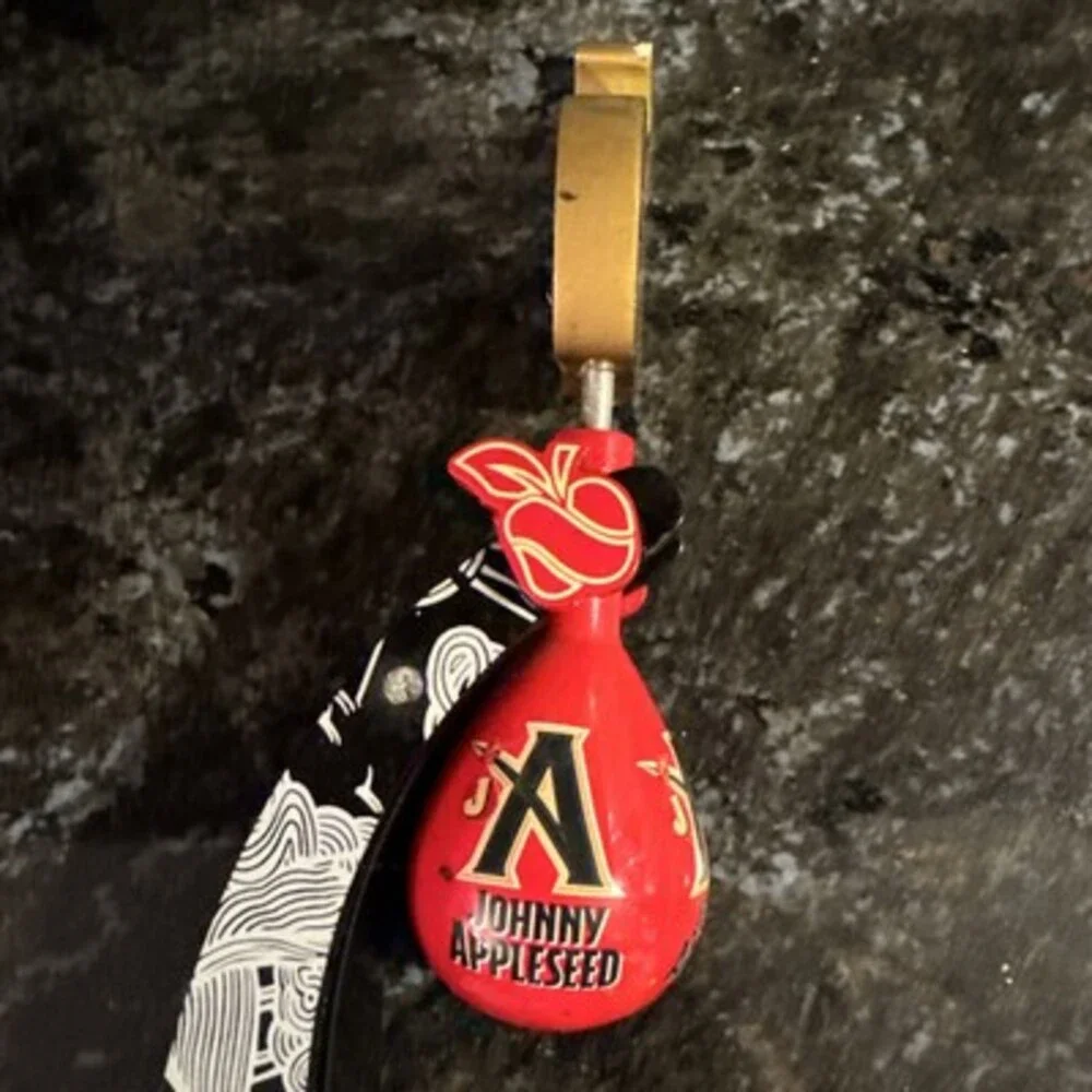 Johnny Appleseed Hard Apple 🍎  Cider Swiveling Tapper Handle, Movement 12.5”.